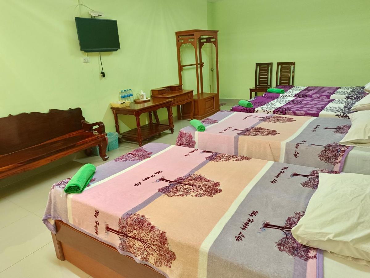 โรงเกลือรีสอร์ท Aranyaprathet Ngoại thất bức ảnh